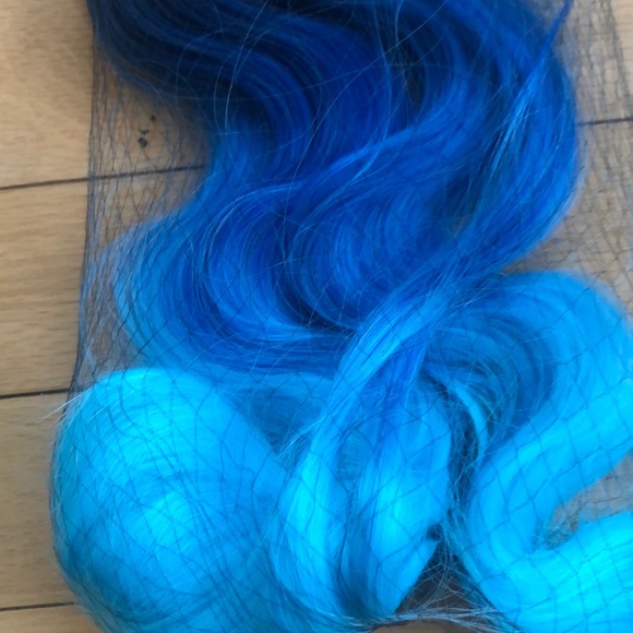 ?3 BUNDLES OF OMBRÉ BODY WAVE  HAIR EXTENSIONS?